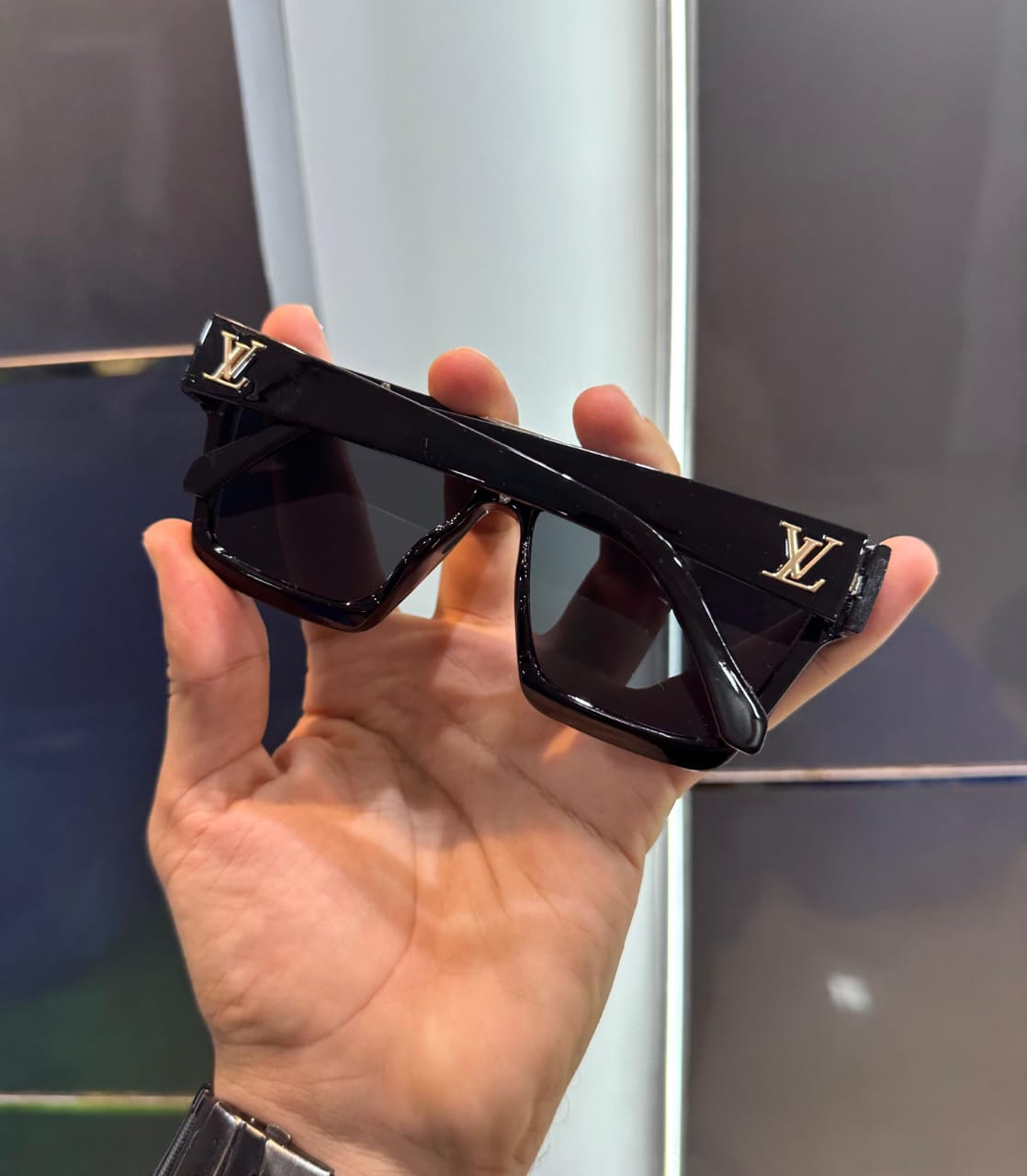 Louis Vuitton Gold-Black Luxury Shades 1502 - Image 3